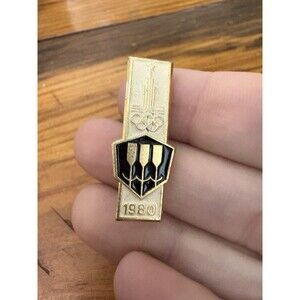 Vintage MOSCOW  1980 XXII OLYMPIC GAMES LOGO, ROWING PIN Gold Tone Collectible